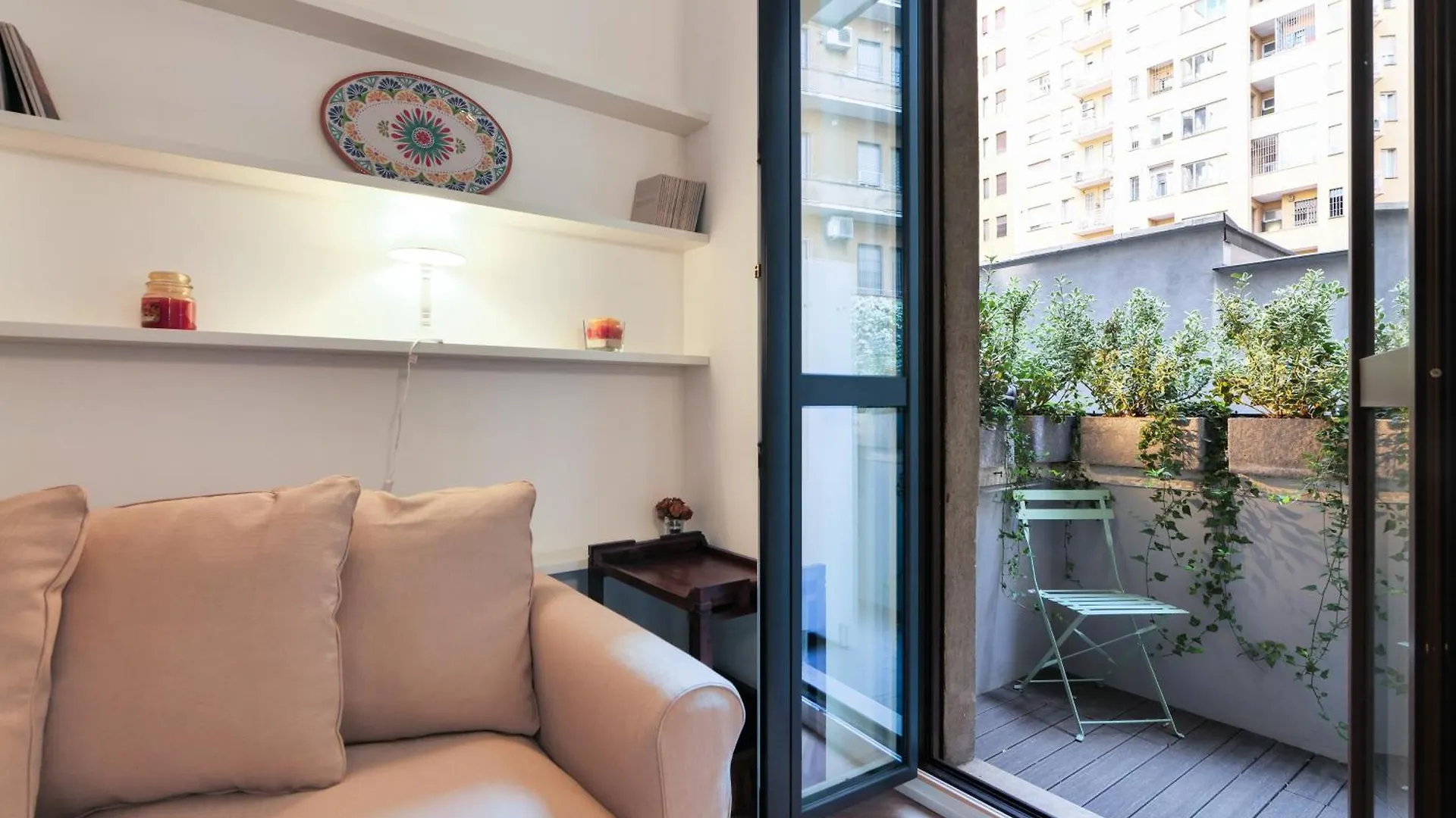 Elegant Suite In Repubblica Brera Milan Italy